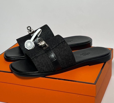 МУЖСКИЕ ШЛЕПКИ HERMES фото