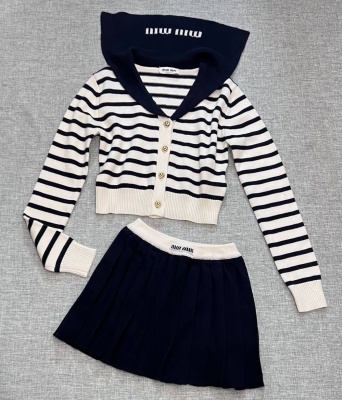 КОСТЮМ MIU MIU фото