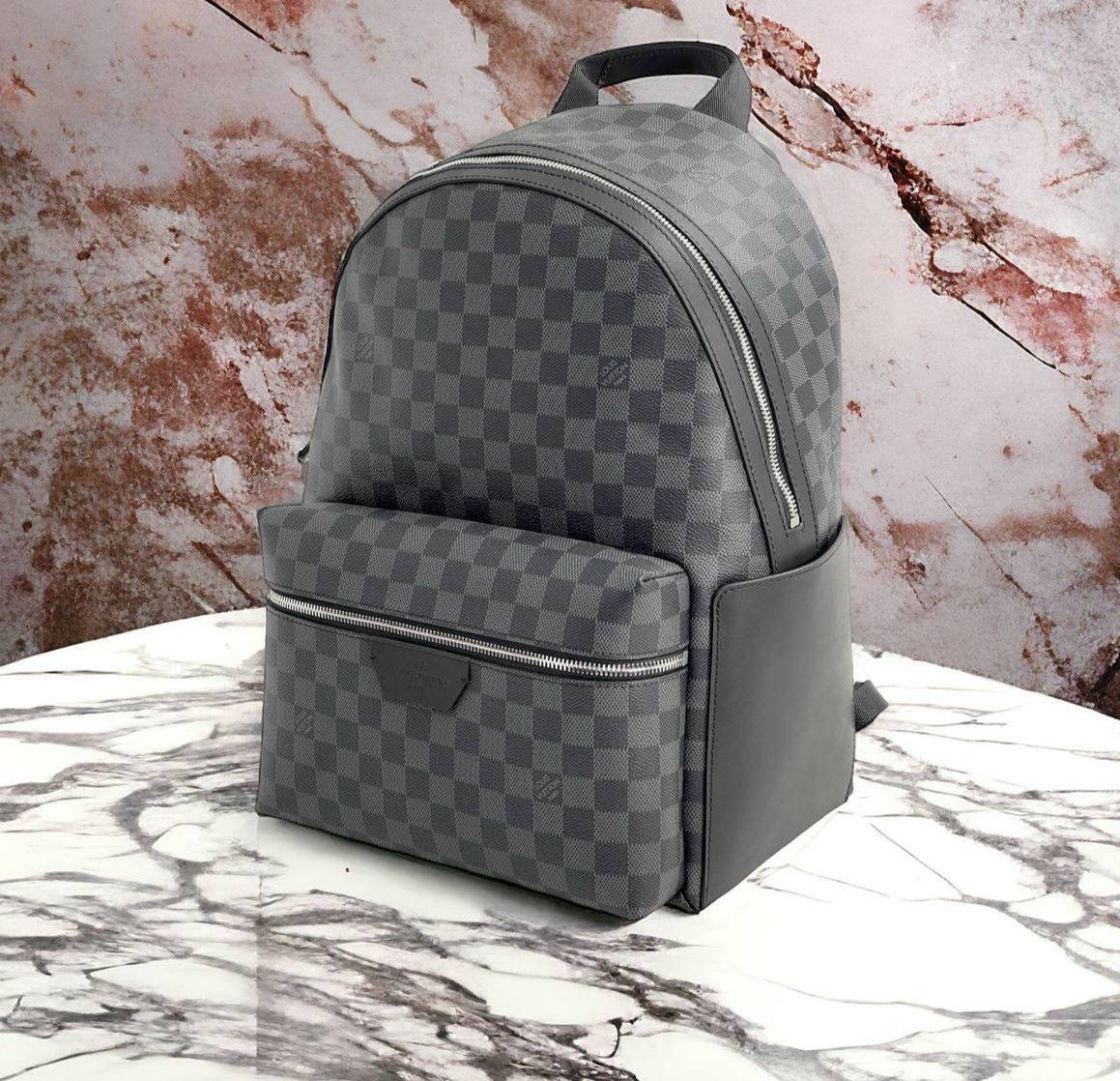 МУЖСКОЙ РЮКЗАК LOUIS VUITTON детальное фото