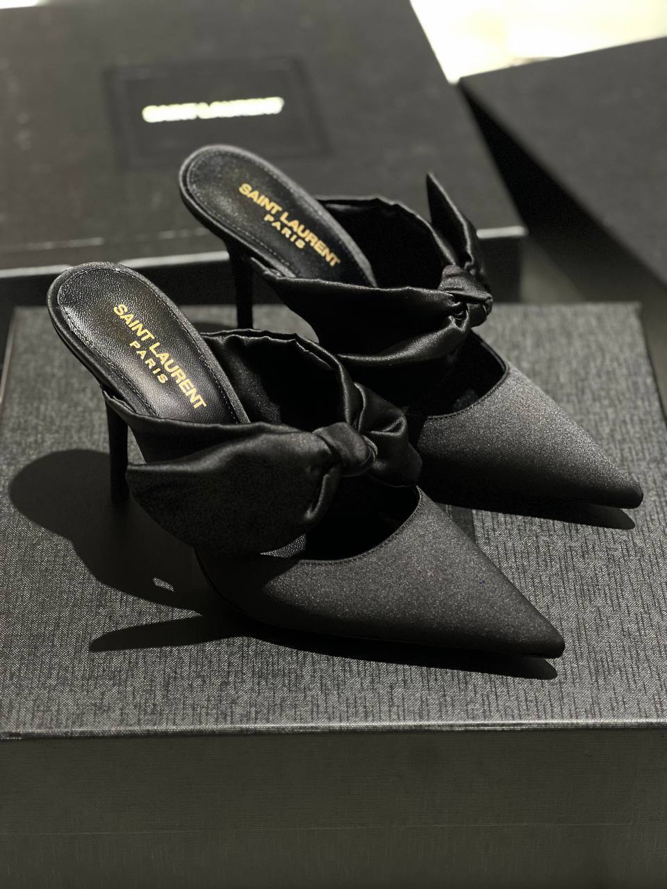 ТУФЛИ SAINT LAURENT детальное фото