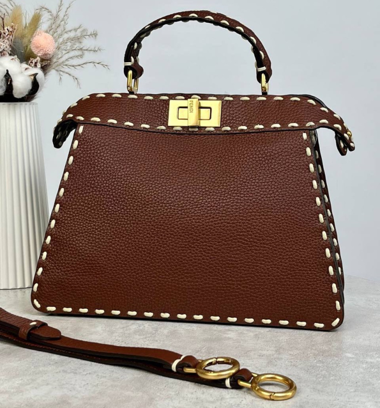 СУМКА FENDI PEEKABOO фото