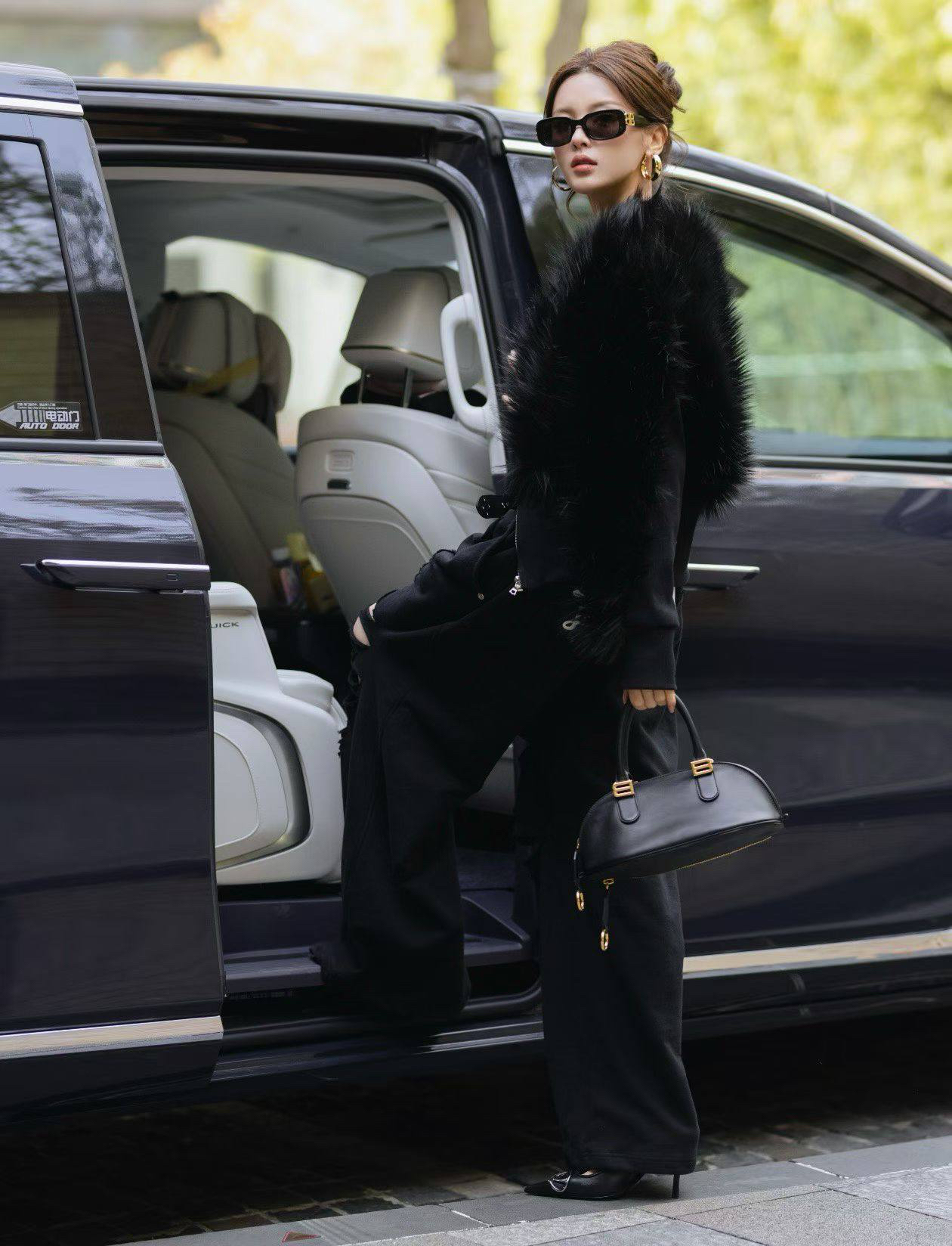 СУМКА BALENCIAGA детальное фото
