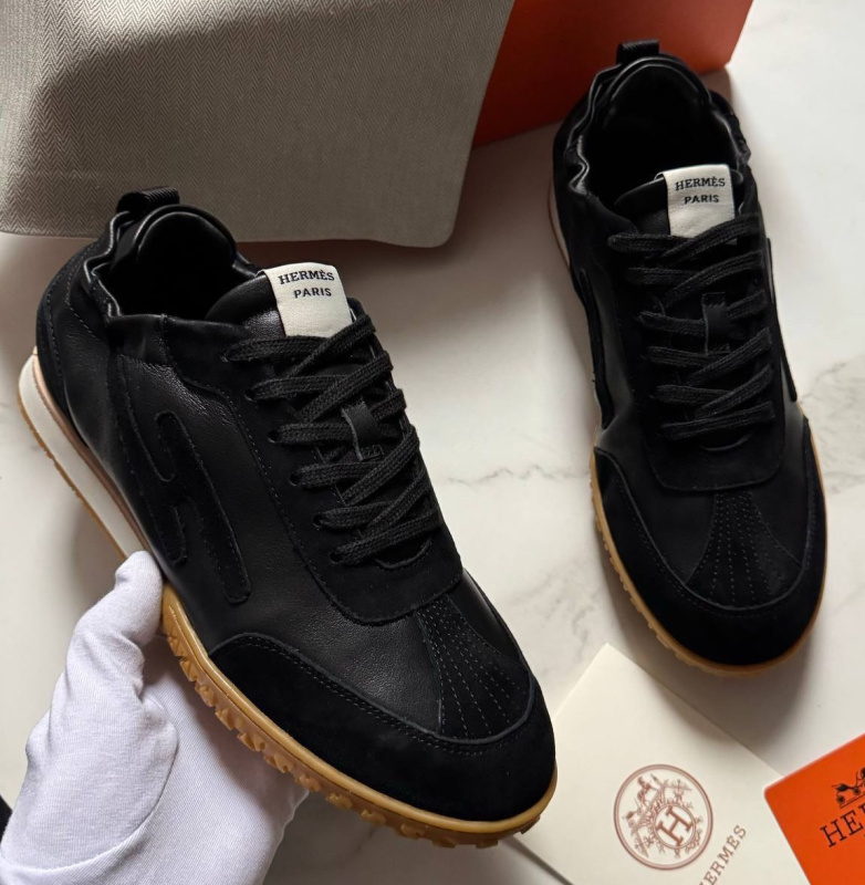 МУЖСКИЕ КРОССОВКИ HERMES фото