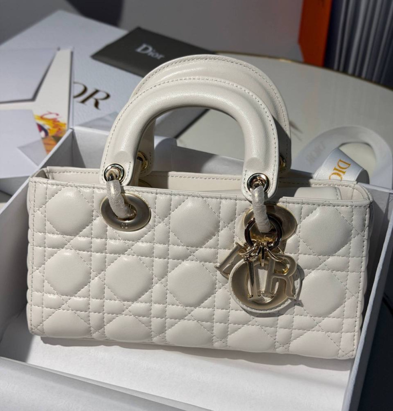 СУМКА CHRISTIAN DIOR LADY фото