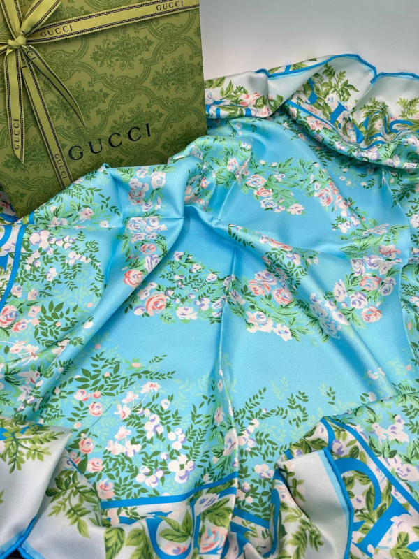 ПЛАТОК GUCCI фото