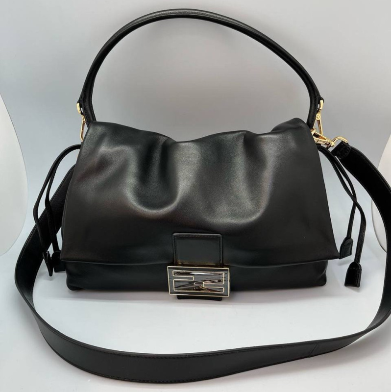 СУМКА FENDI MAMMA BAGUETTE фото