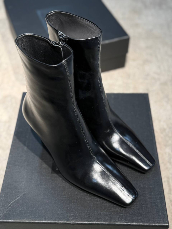 БОТИЛЬОНЫ SAINT LAURENT фото