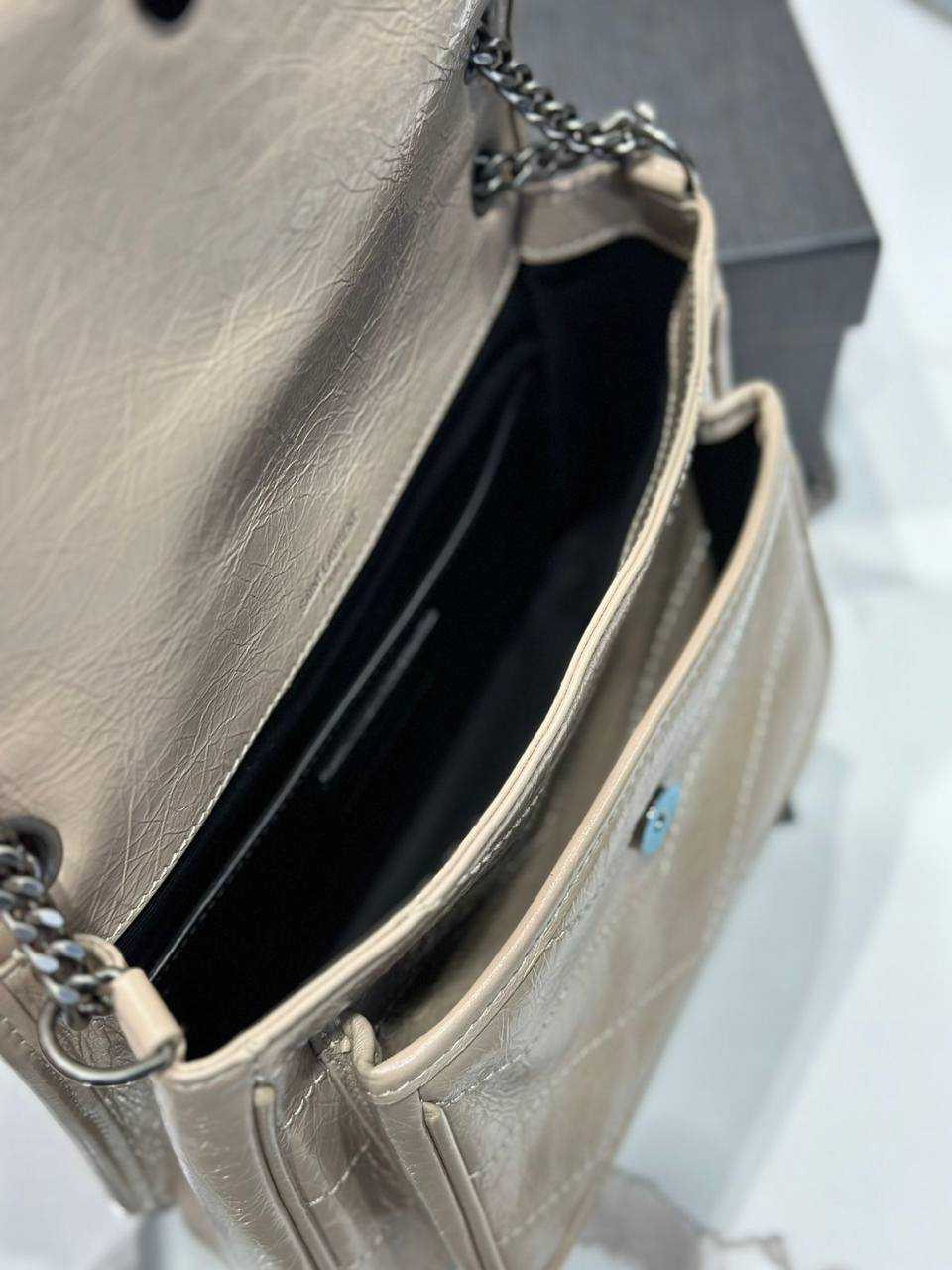 СУМКА SAINT LAURENT NIKI SMALL детальное фото