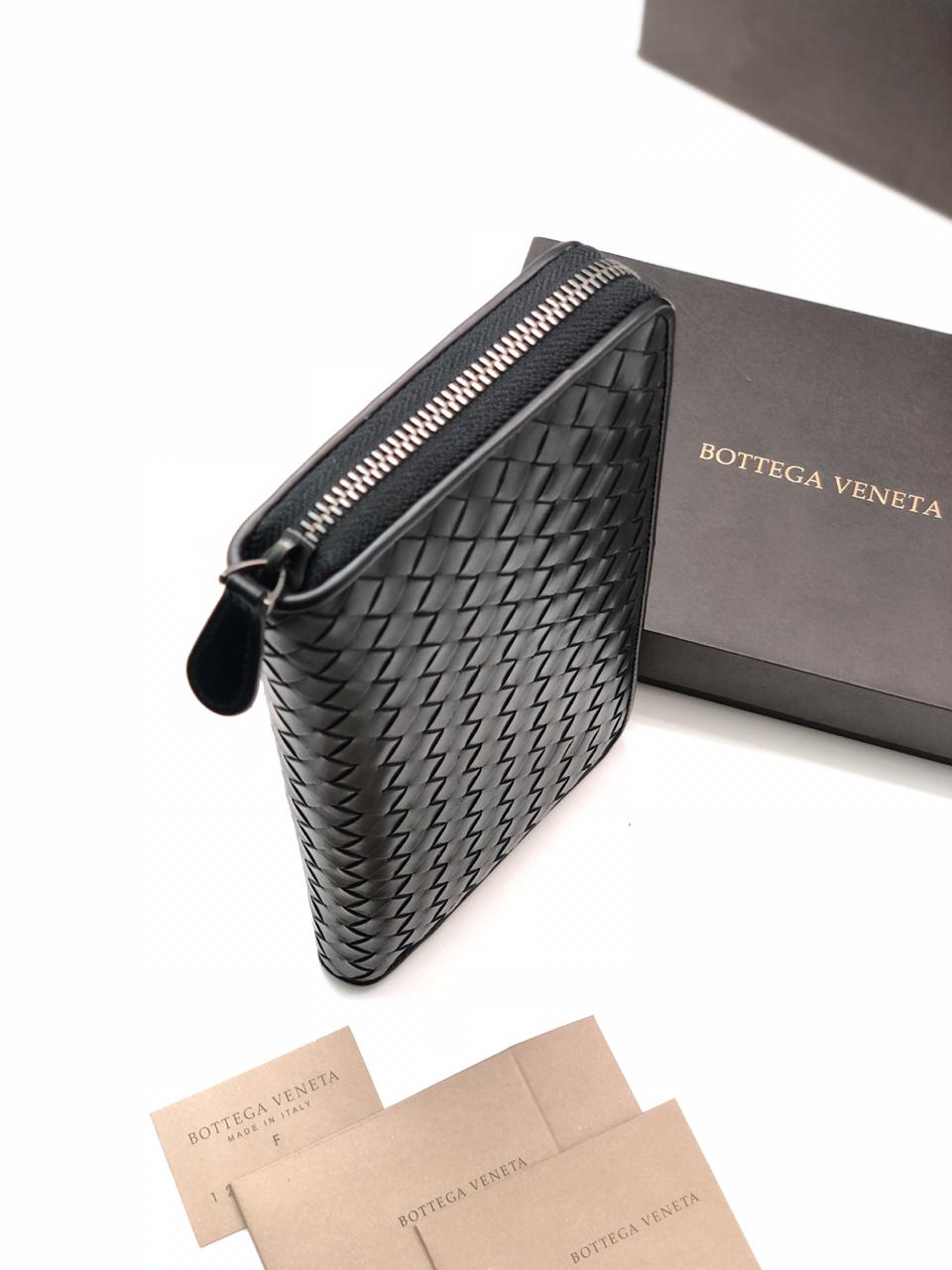 Клатч Bottega Veneta детальное фото