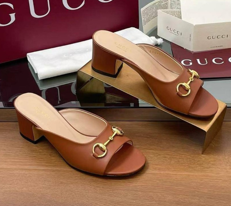 ШЛЕПКИ GUCCI фото