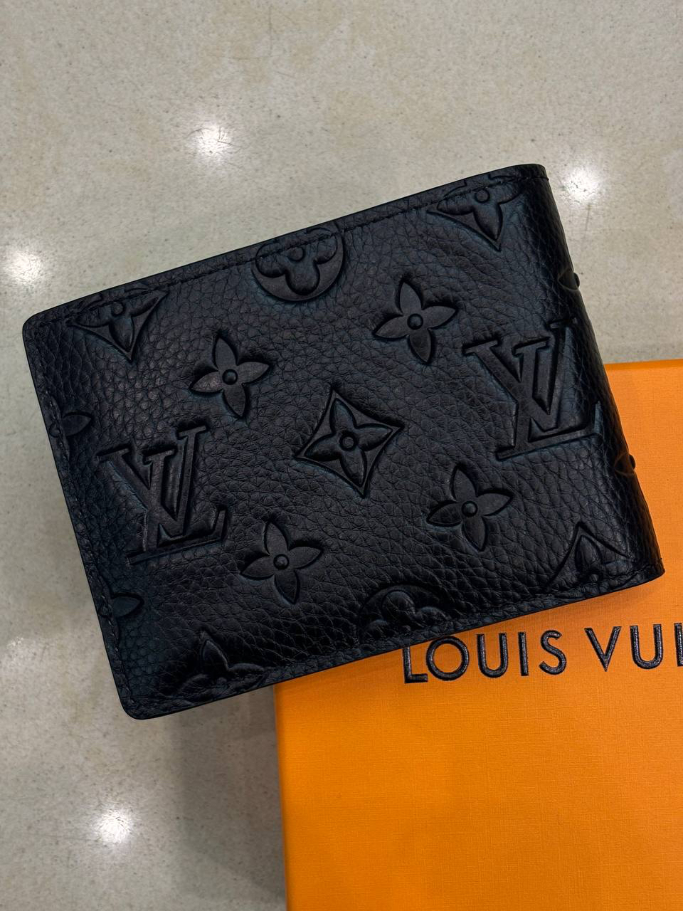 МУЖСКОЙ ПОРТМОНЕ LOUIS VUITTON детальное фото