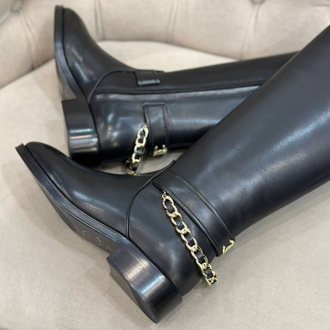 САПОГИ CHANEL детальное фото
