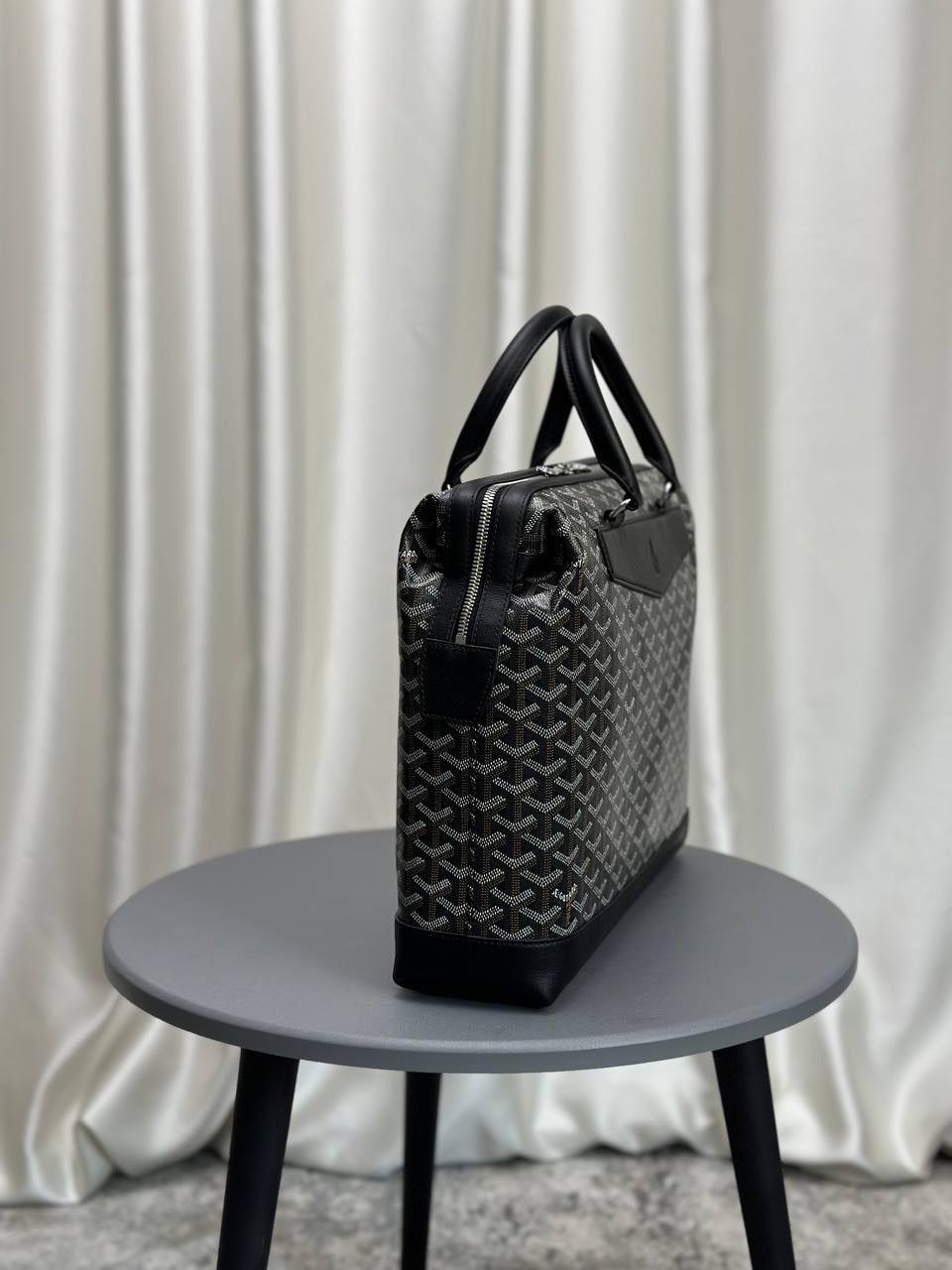 МУЖСКАЯ СУМКА GOYARD детальное фото