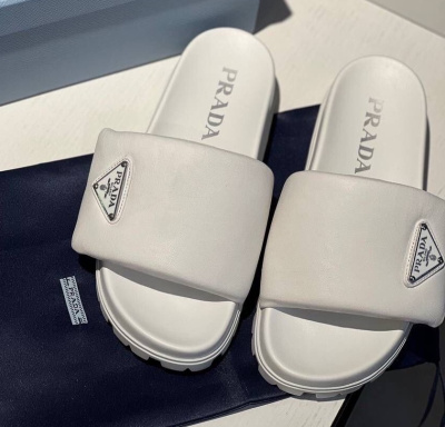 ШЛЕПКИ PRADA фото