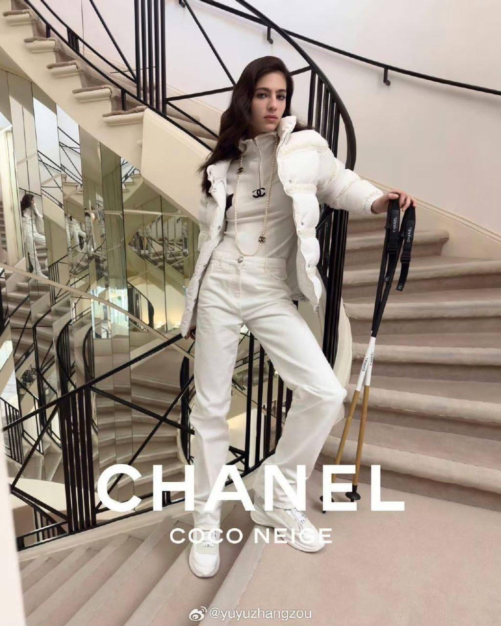 ПУХОВИК CHANEL детальное фото