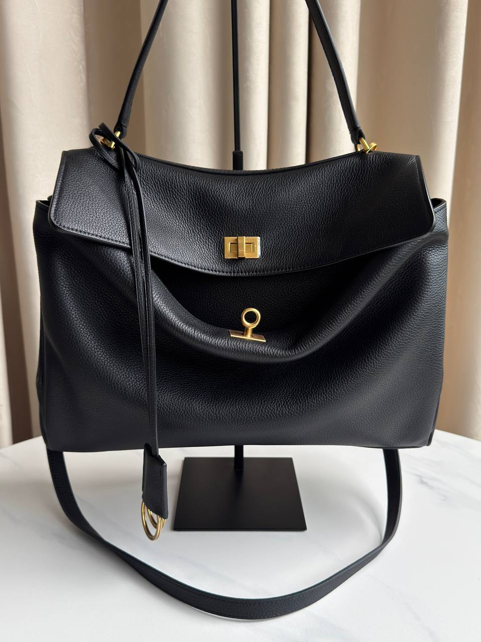 СУМКА BALENCIAGA RODEO MEDIUM детальное фото