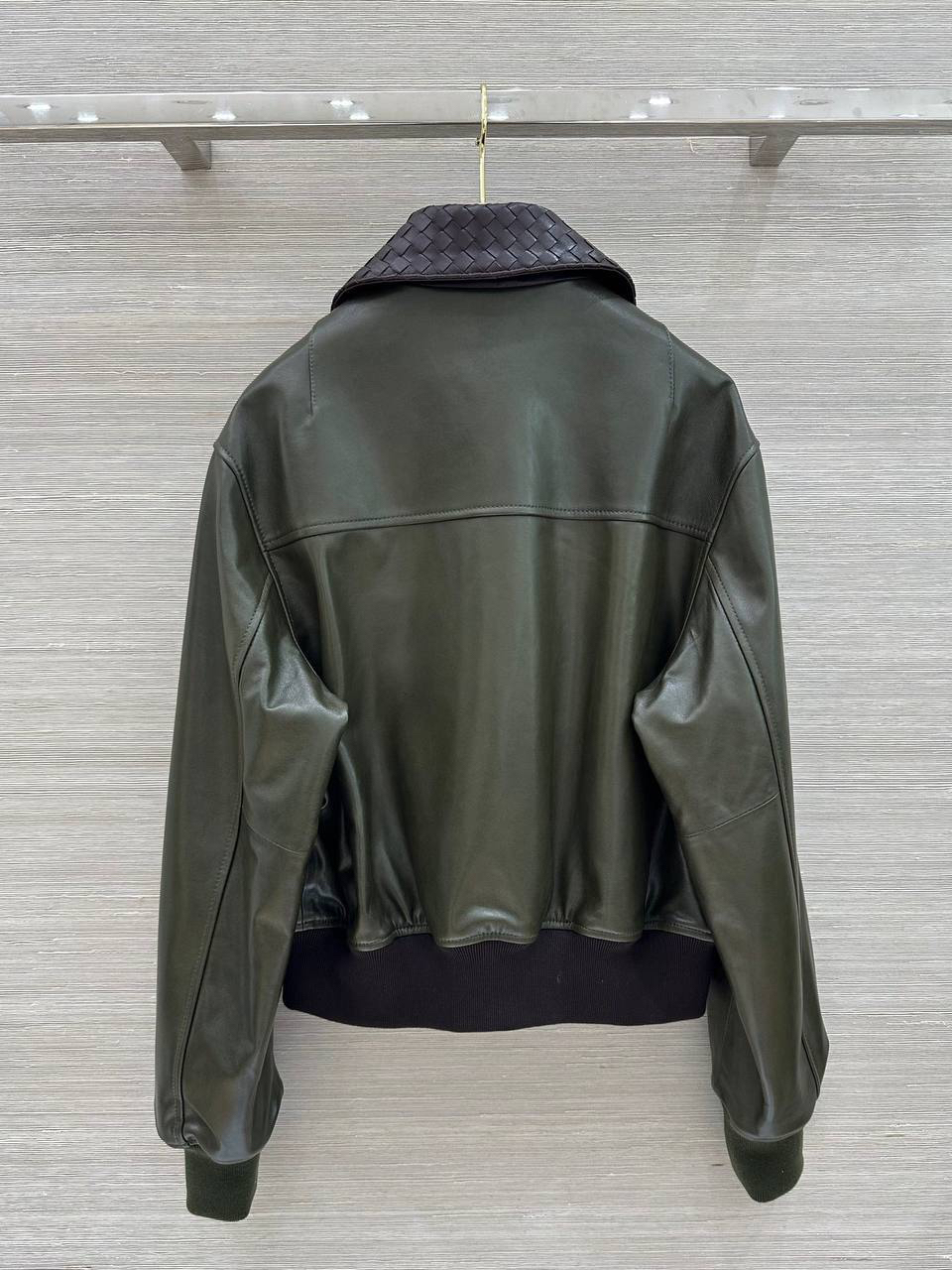 КУРТКА BOTTEGA VENETA детальное фото