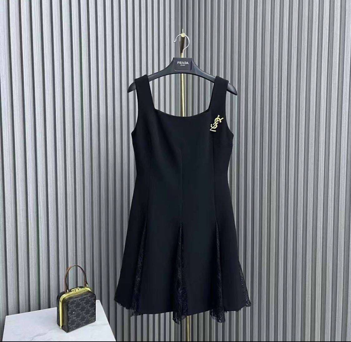 ПЛАТЬЕ SAINT LAURENT детальное фото