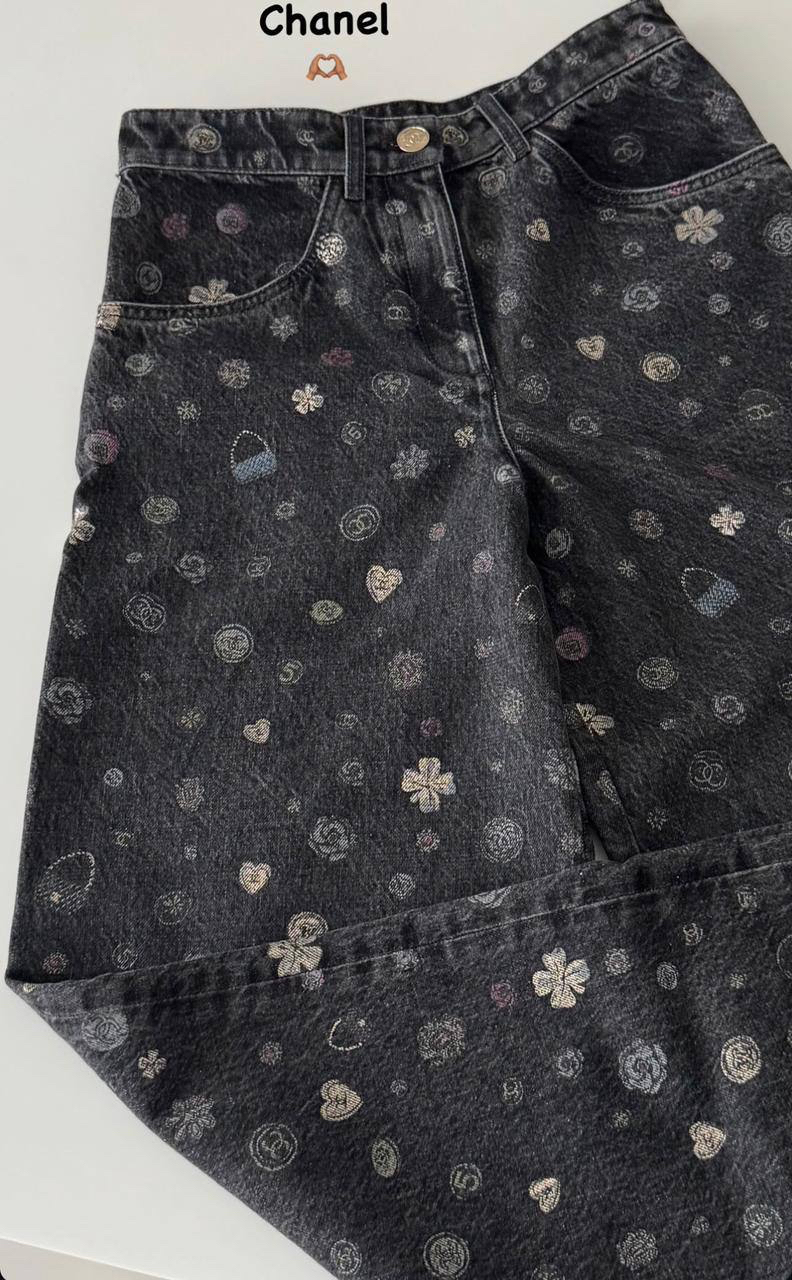 ДЖИНСЫ CHANEL детальное фото