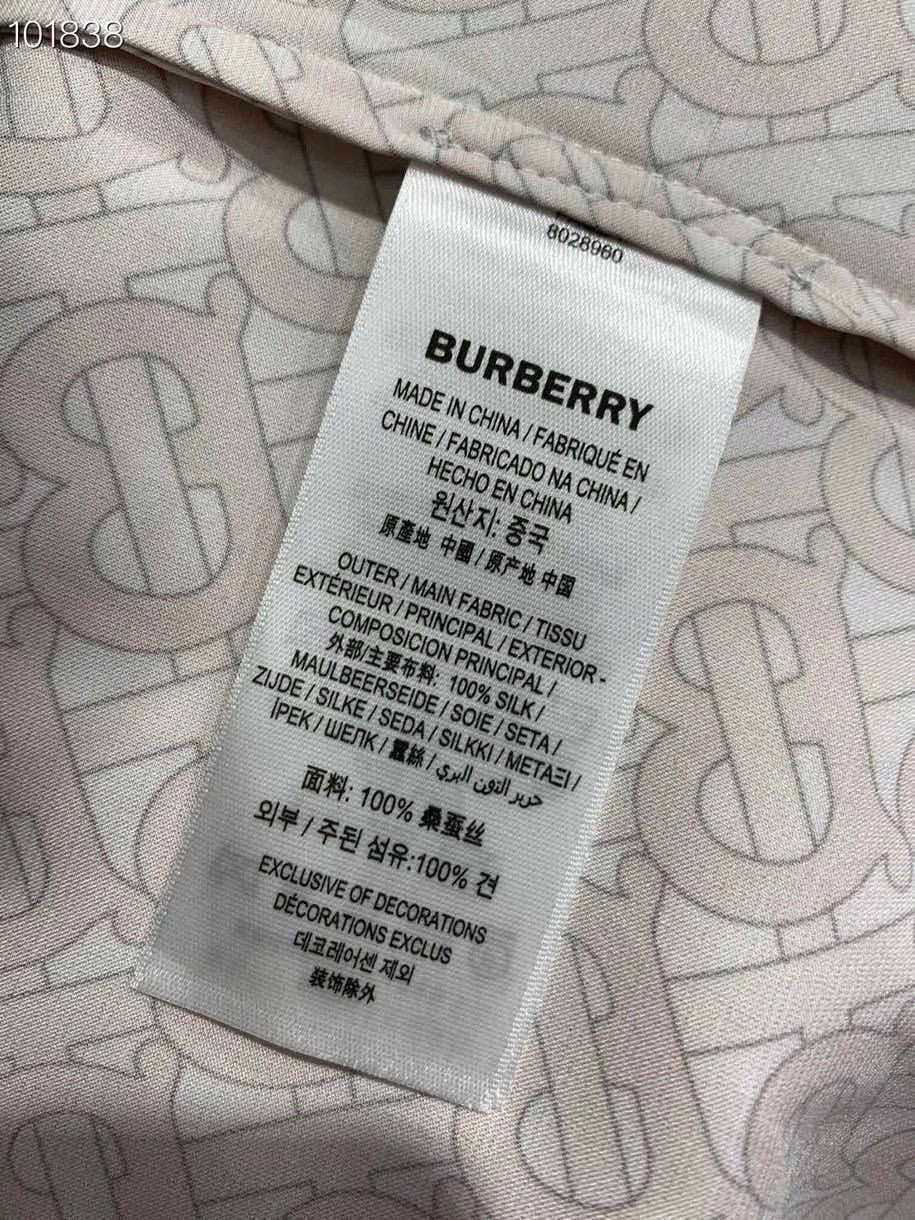 ПЛАТЬЕ BURBERRY детальное фото