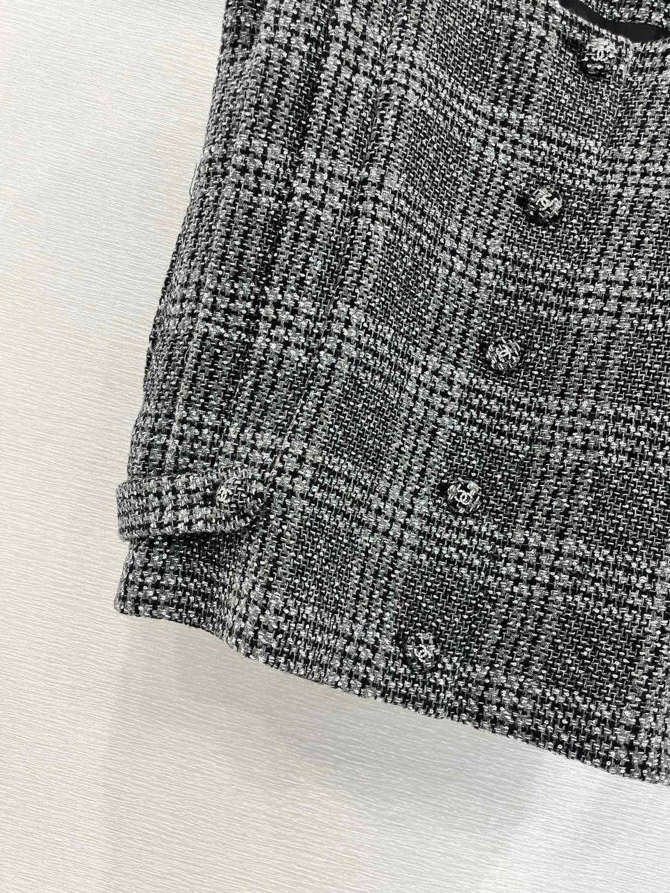 ЖИЛЕТ CHANEL детальное фото