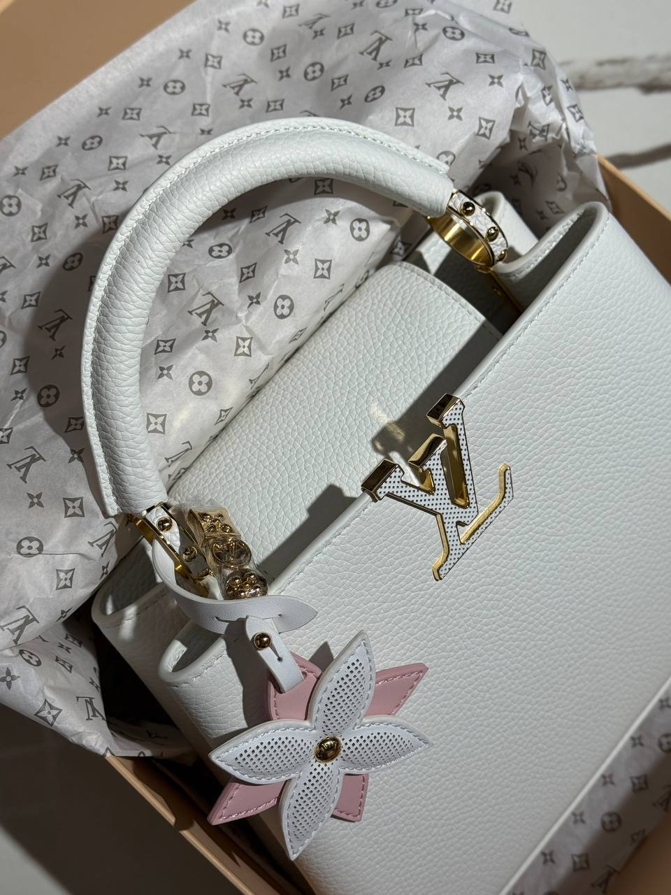 СУМКА LOUIS VUITTON детальное фото