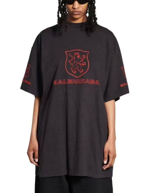 ФУТБОЛКА BALENCIAGA фото