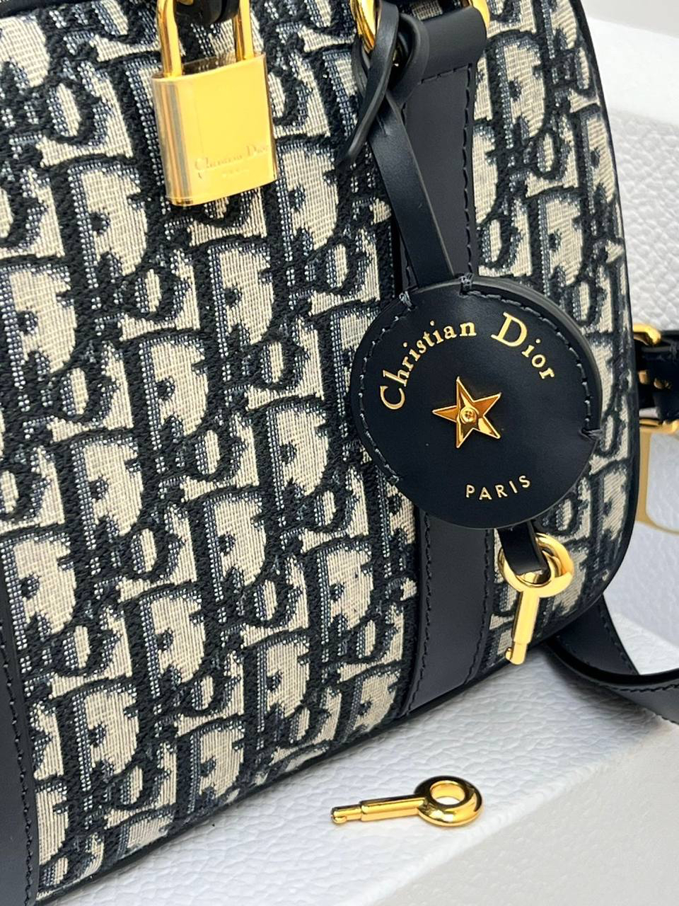 СУМКА CHRISTIAB DIOR детальное фото