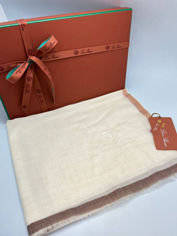 ПАЛАНТИН LORO PIANA фото