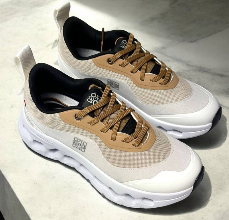 КРОССОВКИ LOEWE фото