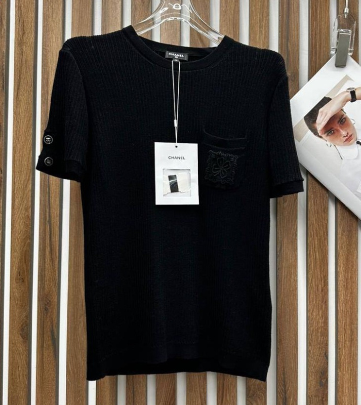 ФУТБОЛКА CHANEL фото