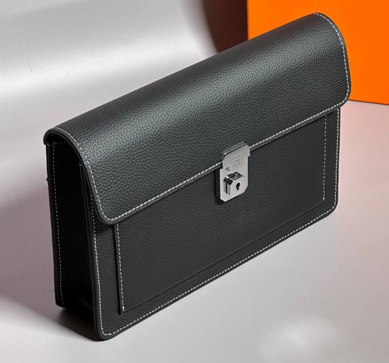 МУЖСКОЙ КЛАТЧ HERMES фото