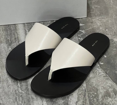 ШЛЕПКИ THE ROW фото