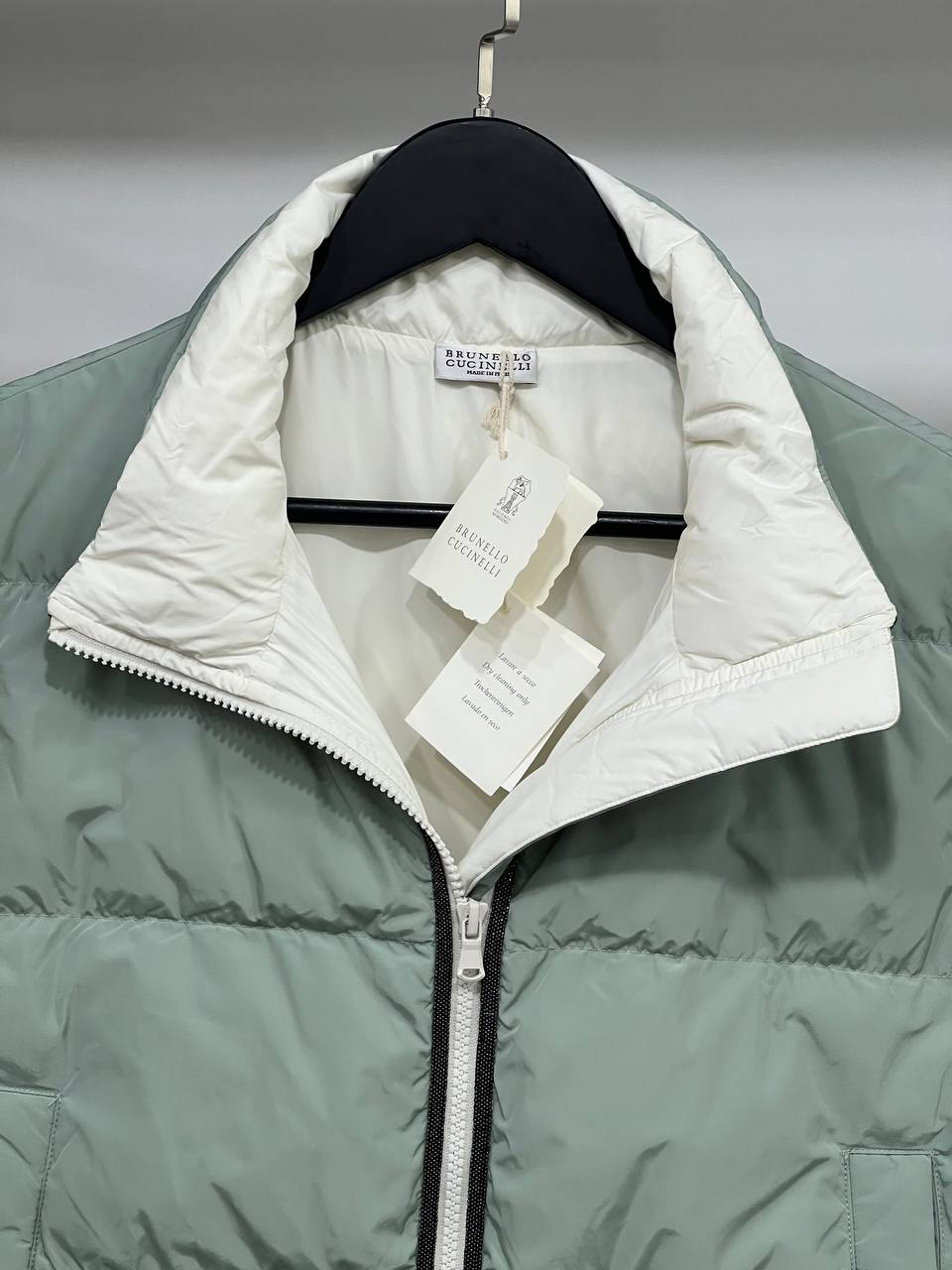 ЖИЛЕТ BRUNELLO CUCINELLI детальное фото