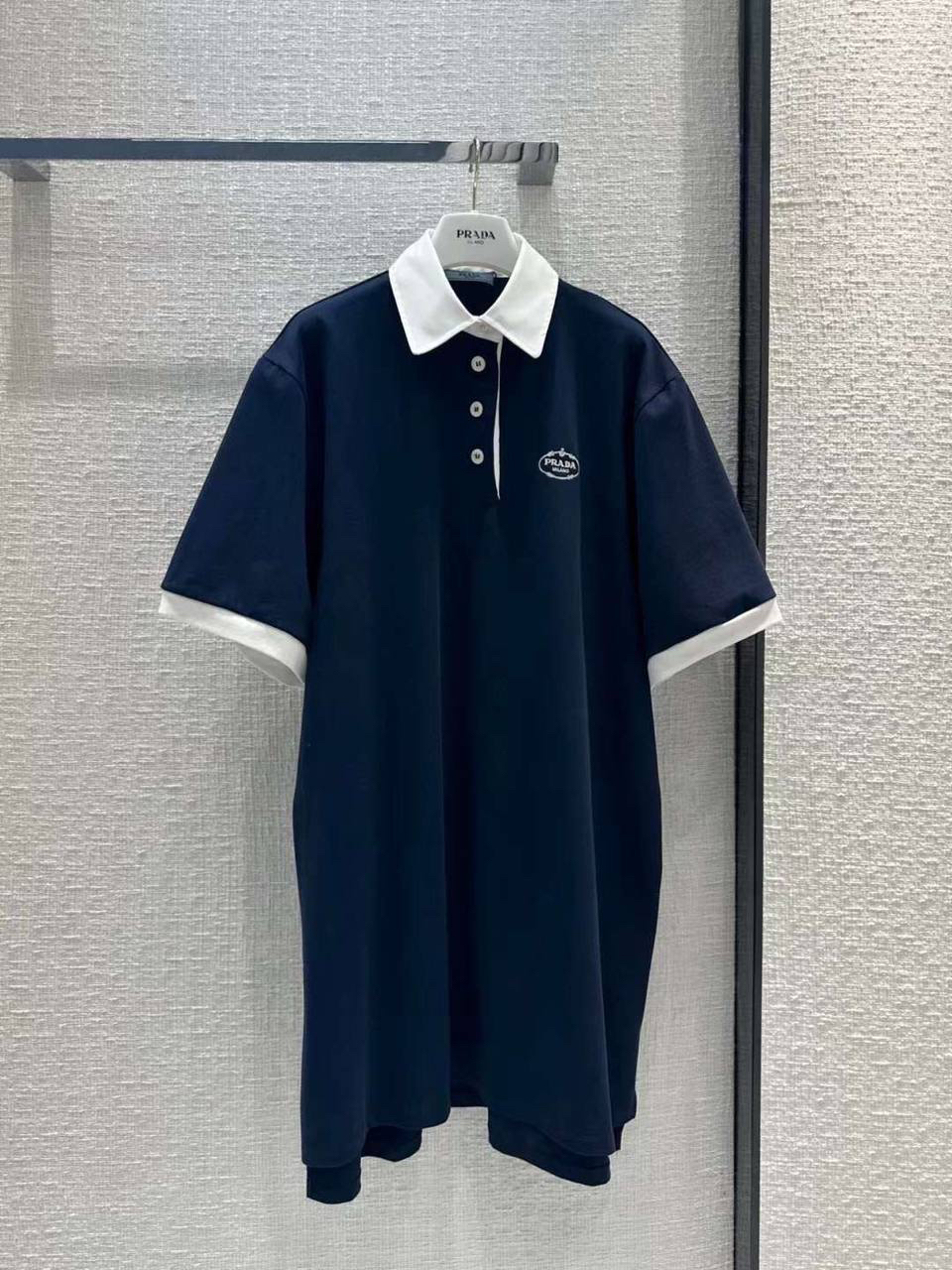 ПЛАТЬЕ PRADA детальное фото