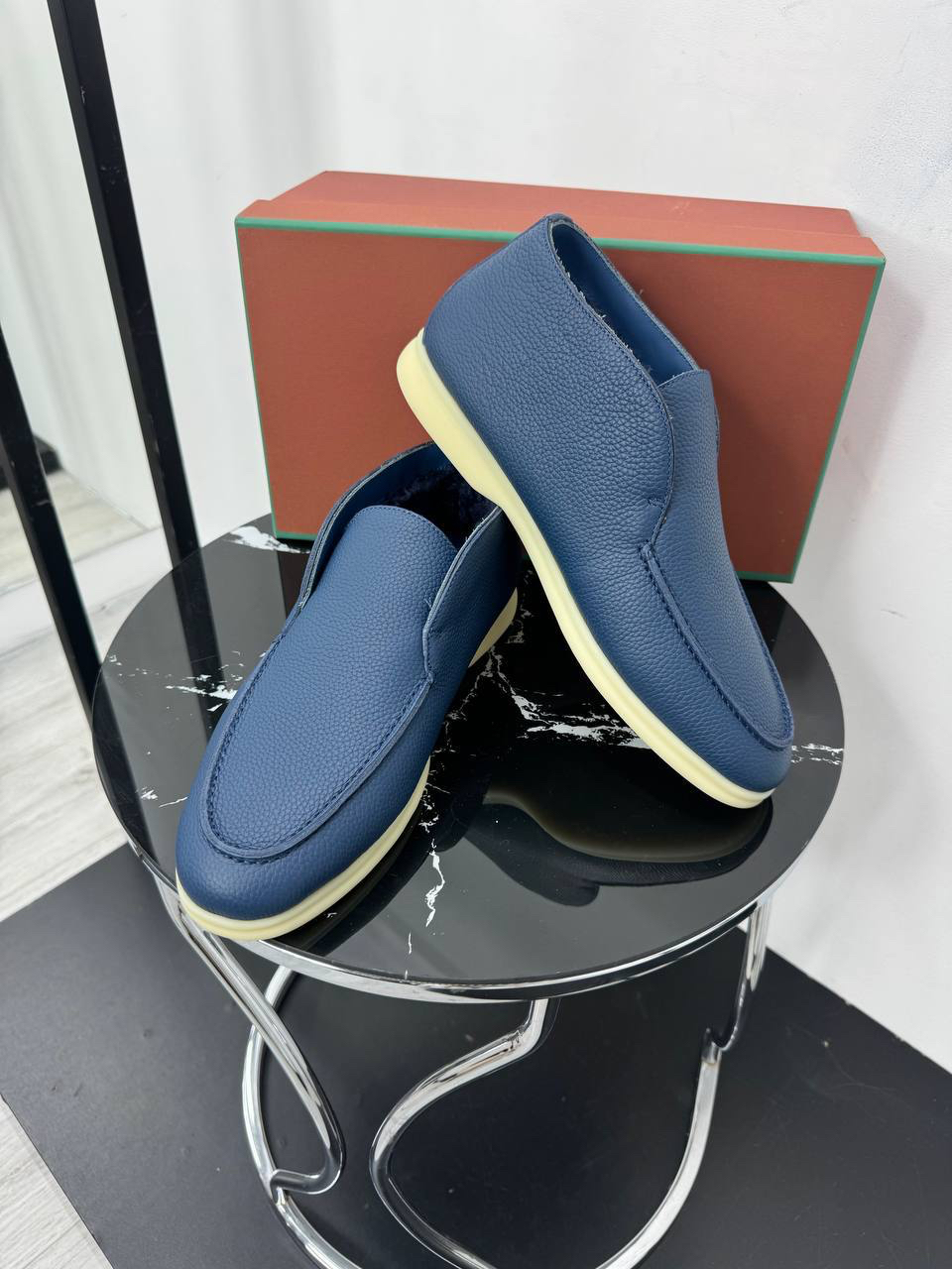 МУЖСКИЕ ЛОФЕРЫ LORO PIANA детальное фото