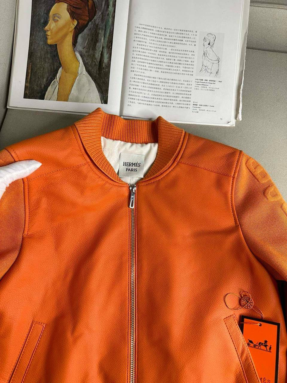 БОМБЕР HERMES детальное фото