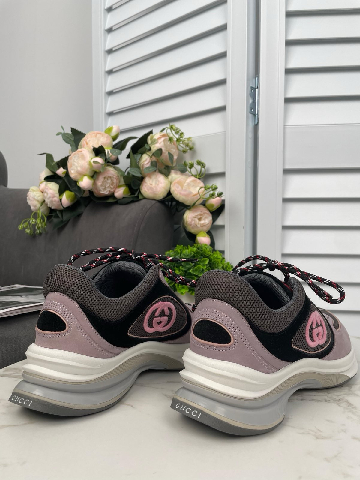 КРОССОВКИ GUCCI детальное фото