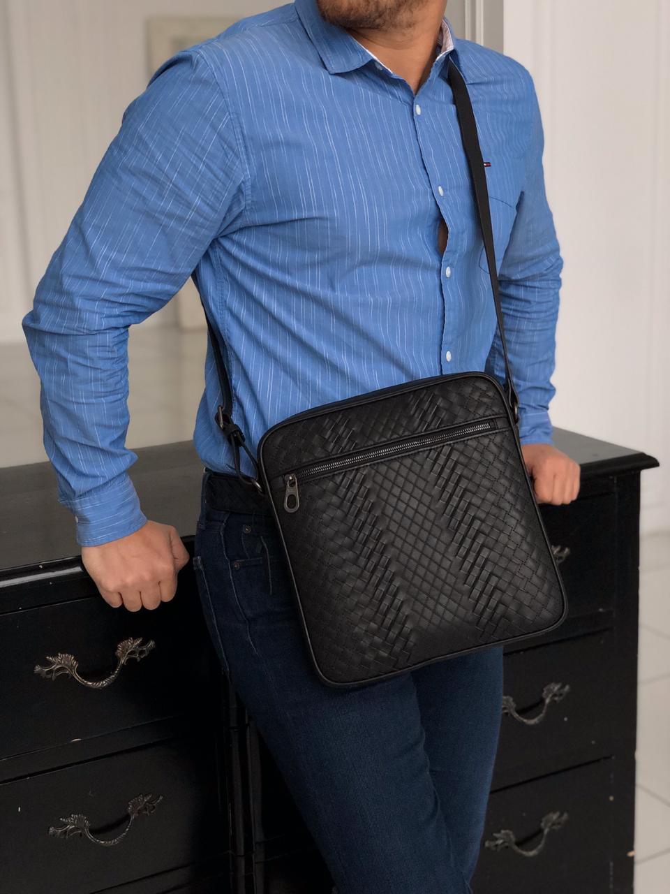 МУЖСКАЯ СУМКА МЕССЕНДЖЕР BOTTEGA VENETA детальное фото