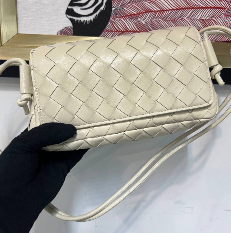 СУМКА BOTTEGA VENETA фото