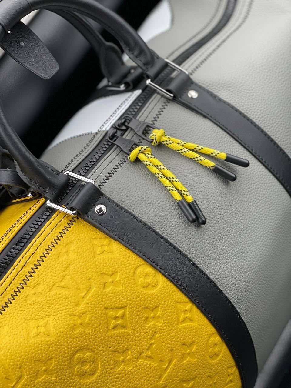 ДОРОЖНАЯ СУМКА LOUIS VUITTON детальное фото