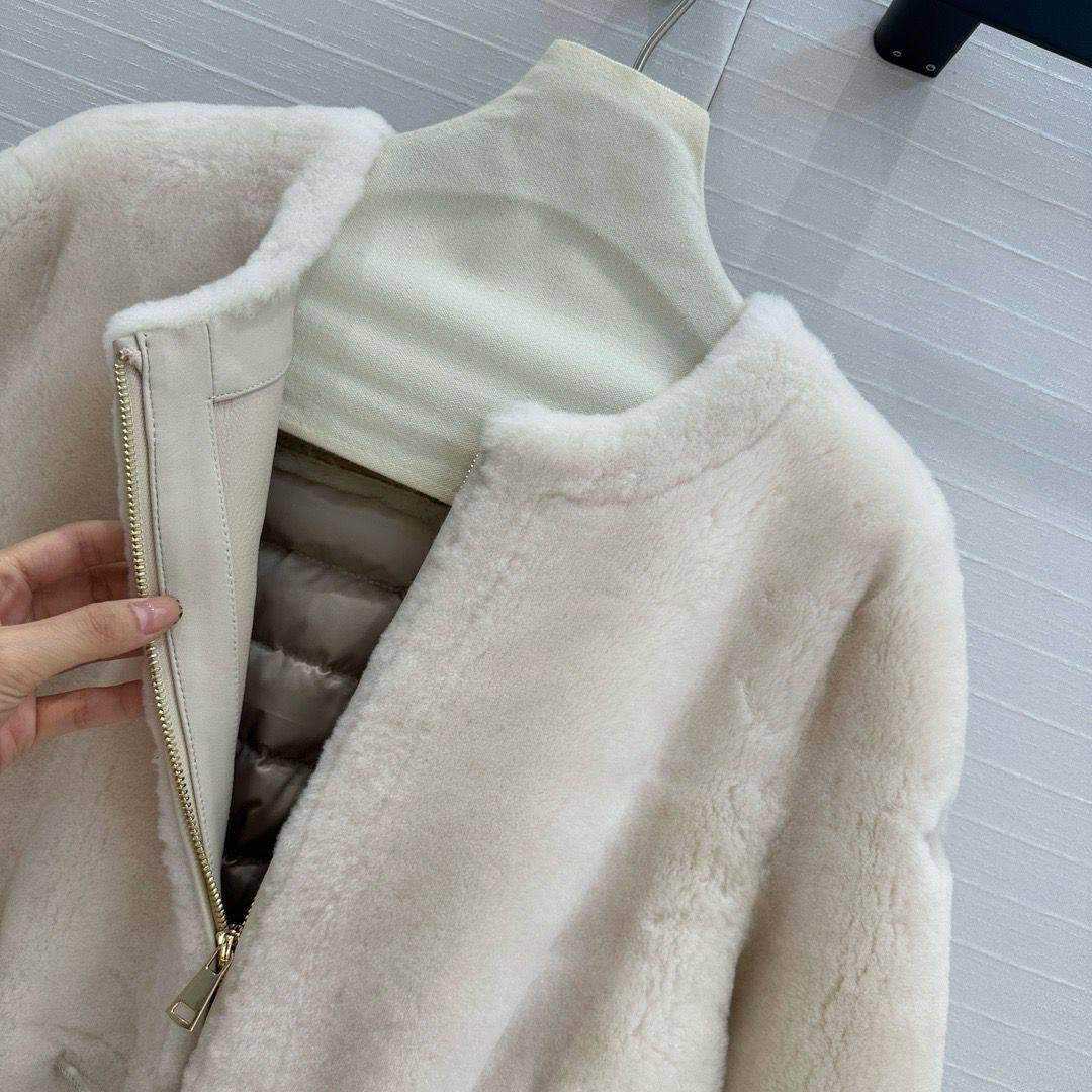 БОМБЕР MONCLER детальное фото