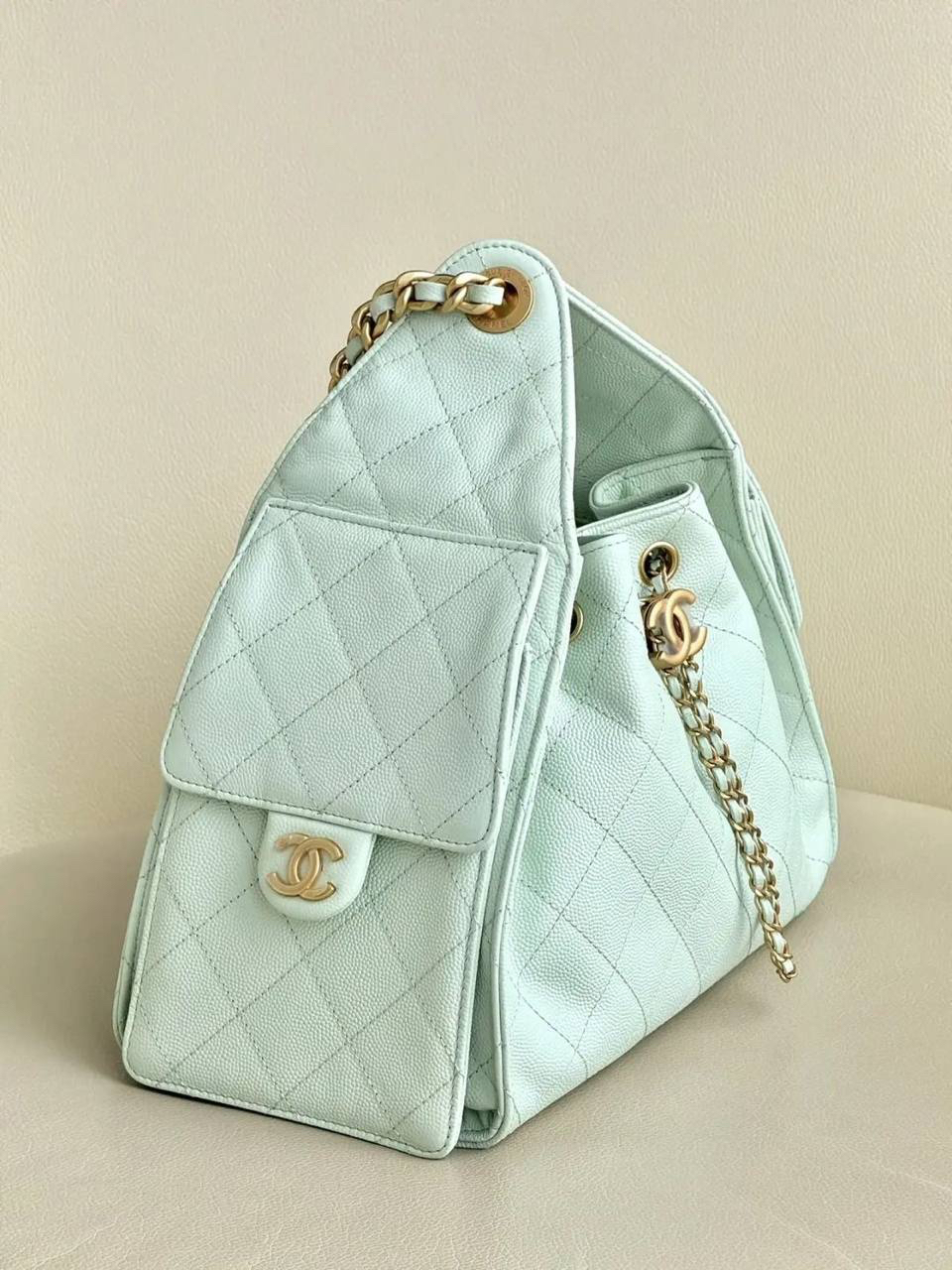 СУМКА CHANEL HOBO PREMIUM детальное фото