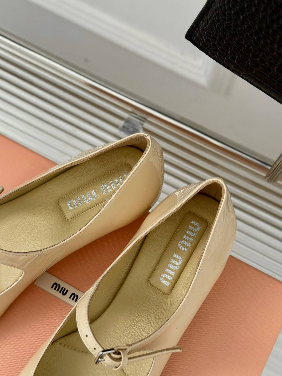 ТУФЛИ MIU MIU детальное фото