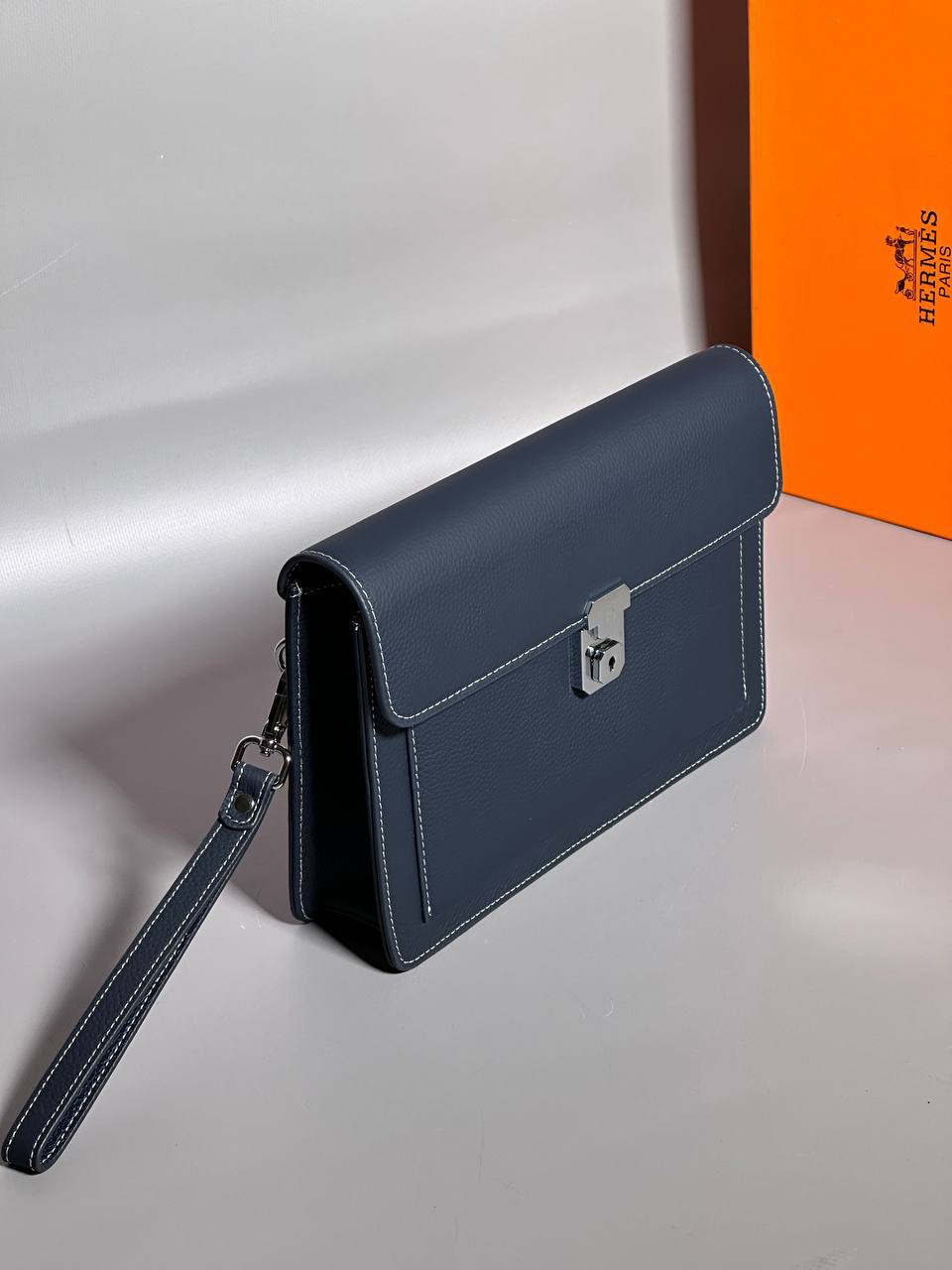 МУЖСКОЙ КЛАТЧ HERMES детальное фото