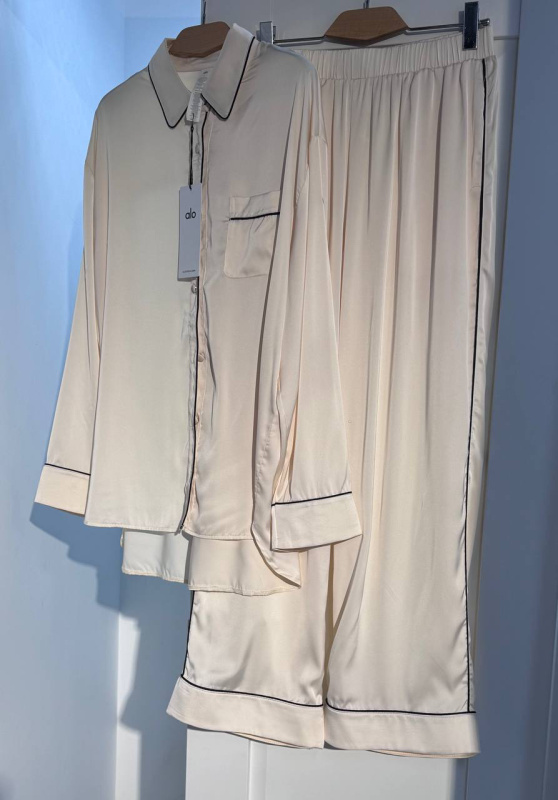 КОСТЮМ ALO фото