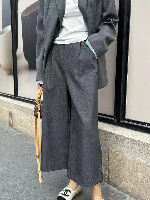 КОСТЮМ SAINT LAURENT детальное фото