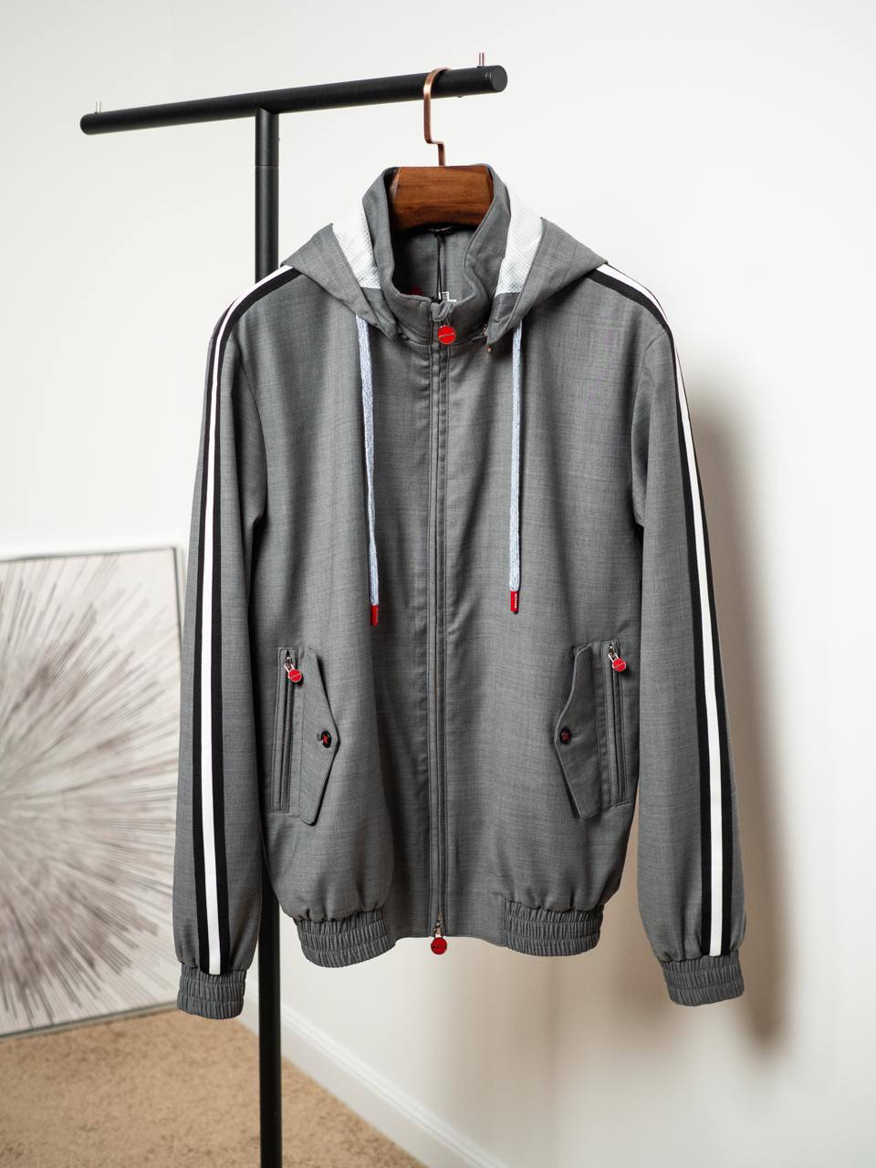 МУЖСКОЙ КОСТЮМ KITON детальное фото