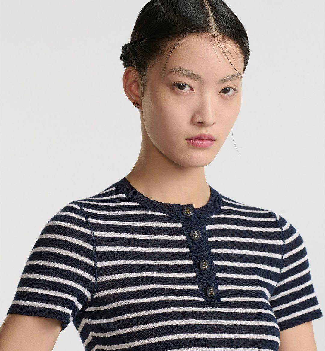 ФУТБОЛКА CHRISTIAN DIOR детальное фото