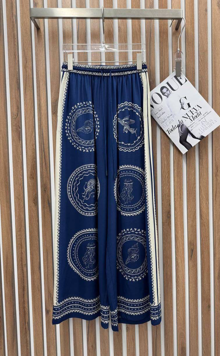 КОСТЮМ ALEMAIS детальное фото